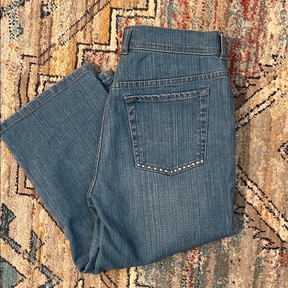Gloria Vanderbilt Blue Denim Capri Jewels Jeans Size 10 - Picture 9 of 12